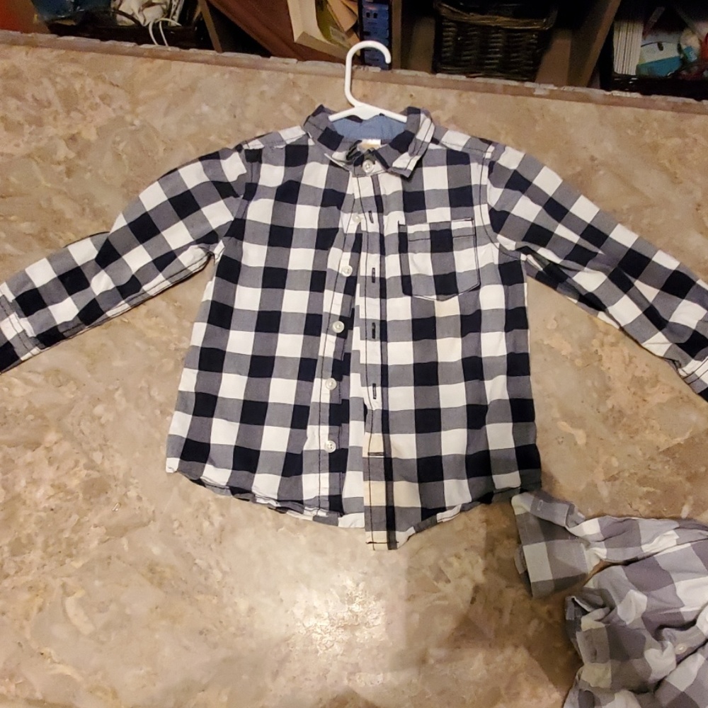 Checkered button ups - Picture 4 of 5